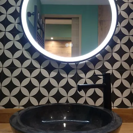 Cosy Haven 5 Min From Carnival Hyper-center! * Νίκαια